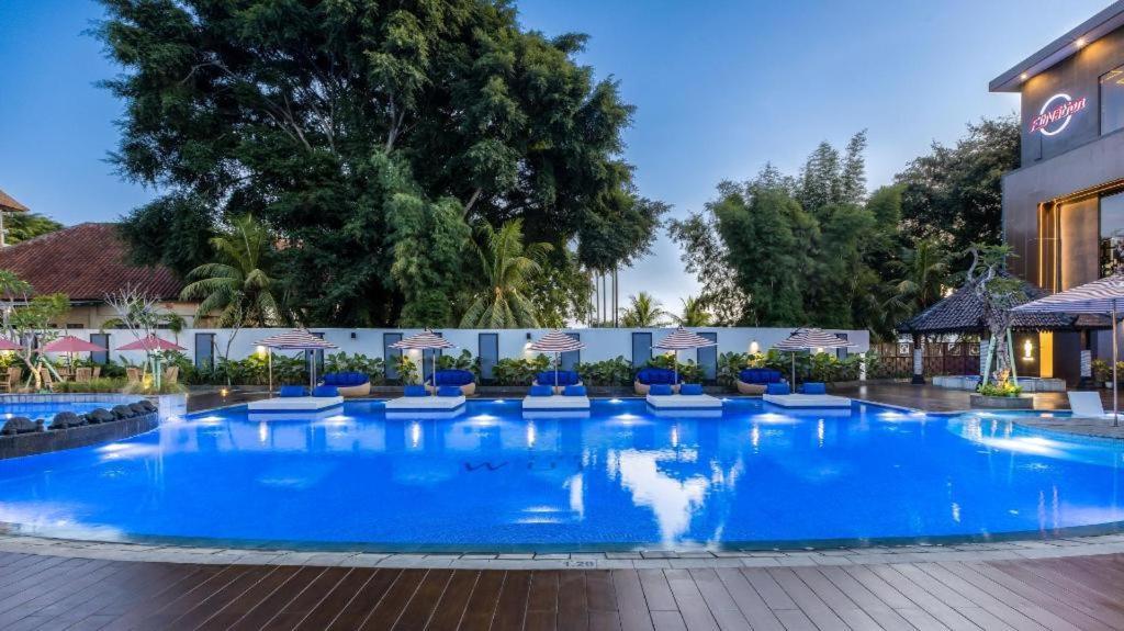 The Wujil Resort & Conventions Semarang Exterior foto